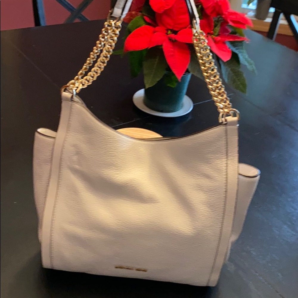 Michael Kors medium chain shoulder tote